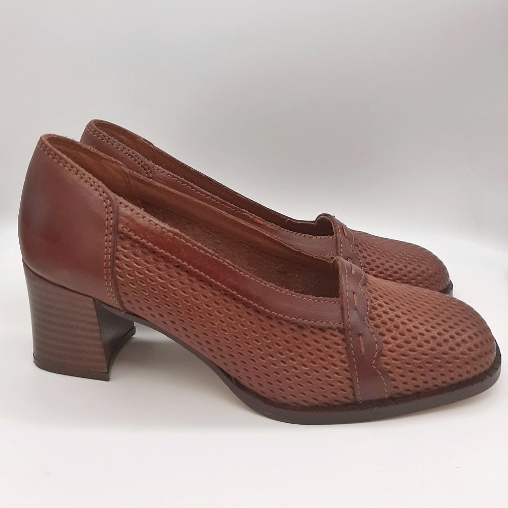 Moda De Espana Embossed Leather Heels SZ 7